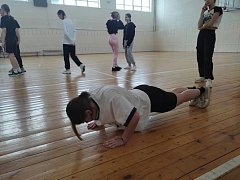 Студенты медколледжа сдали спортивный зачет