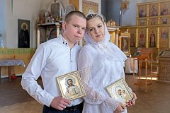 В Аркадаке участник спецоперации обвенчался со своей избранницей