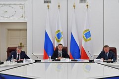 Прямой диалог между правительством и депутатами областной думы