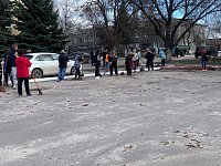 Аркадакцы принимают участие в весенних работах по благоустройству