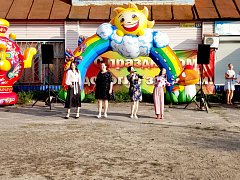 В Аркадаке концертная программа прошла для жителей микрорайона Безулы
