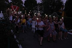 Аркадакцы смотрели кино под открытым небом