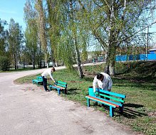 Краснознаменцы продолжают благоустраивать свою территорию