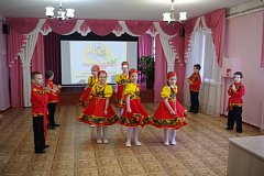 В Аркадаке прошло награждение победителя и призёров муниципального этапа конкурса "Воспитатель года" 