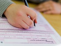 Сегодня проходит пересдача ЕГЭ по русскому языку