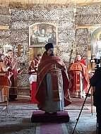 В Чиганакском храме прошла Божественная литургия  в честь святых бессребреников Космы и Дамиана