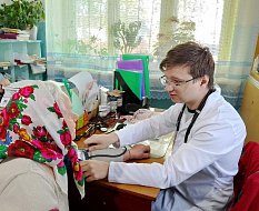 Для жителей Семёновки организовали выездной профилактический осмотр