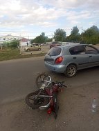 В Аркадаке мотоциклист пострадал в ДТП с легковушкой