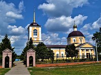 В пасхальные дни двери Аркадакского храма Вознесения Господня открыты для вас
