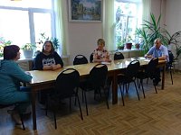 В Аркадакском районе жене участника специальной военной операции отремонтируют фундамент дома
