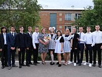 Юнкоры "Сельской нови" поздравляют своих учителей