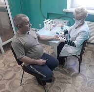 Медики из районной больницы обследовали малиновцев