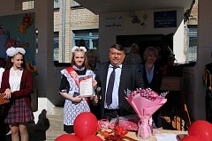 Сегодня в Аркадакском районе прошли праздничные линейки, посвященные Последнему звонку