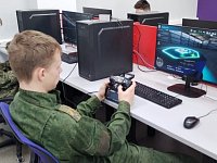 Курсанты на практике изучили принципы управления беспилотниками