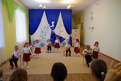В Аркадаке дошколята чествовали своих мам