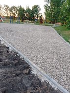 По федеральной программе продолжается благоустройство центра села Малиновки