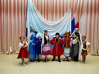 «Победили тогда, победим сейчас», - главный девиз сегодняшнего дня, под которым прошли праздничные мероприятия в Аркадакском районе
