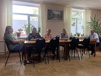 В ходе приема к главе Аркадакского района обратились двое родственников военнослужащих