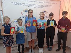 В Аркадаке дети готовятся поздравлять пожилых людей с предстоящим праздником