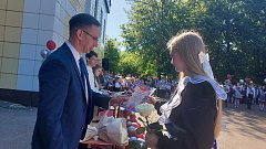 В школах Аркадака прозвенели последние звонки