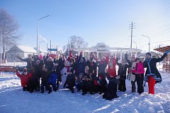 Аркадакские школьники весело отметили день рождения Снеговика