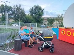 В Аркадаке новый сквер стал любимым местом отдыха детей и взрослых