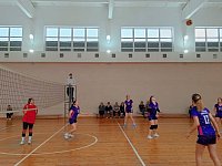 Команда волейболисток аркадакской городской школы № 3 победила в районном первенстве