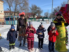 В Аркадаке дошколята встретили Масленицу с блинами