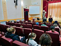 Беседа «Мир без насилия» прошла в районном Доме культуры