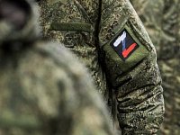 Российское гражданство иностранцам будут давать за военную службу по контракту