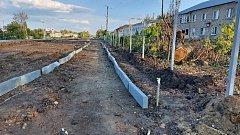 В Аркадаке продолжается строительство сквера "Юность"