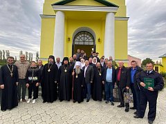Сегодня Аркадакский район посетил  митрополит Санкт-Петербургский и Ладожский Варсонофий 