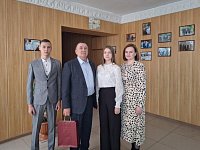 Аркадакцы поздравили своего депутата с юбилеем