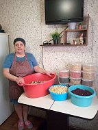 Аркадакские женщины в новогодние выходные готовили сухие супы для участников СВО