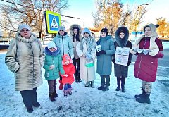 Аркадакцы участвуют в патриотических мероприятиях, посвящённых 79-летию со дня полного освобождения Ленинграда от фашистской блокады