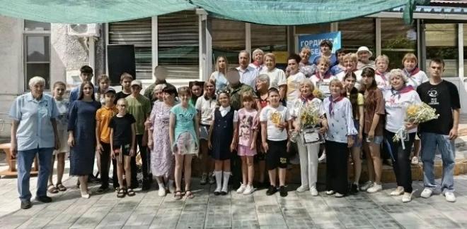 Военнослужащие Таманской дивизии поблагодарили аркадакцев за поддержку участников СВО