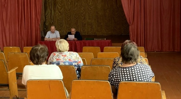 Чиганак встреча.jpg Чиганак встреча.jpg