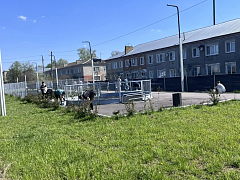 Субботник в сквере «Юность»: вместе — за комфорт и уют города