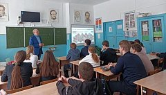 Аркадакские десятиклассники познакомились с перспективами профессии врача