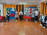В Алексеевской школе открыли Парту героев-земляков Калинина Алексея и Курганова Сергея
