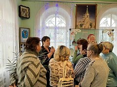 Пенсионеры из Семёновки посетили музей в Турках