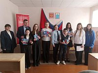 Юным аркадакцам торжественно вручили паспорта