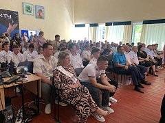 Выпускникам аркадакского техникума торжественно вручили дипломы