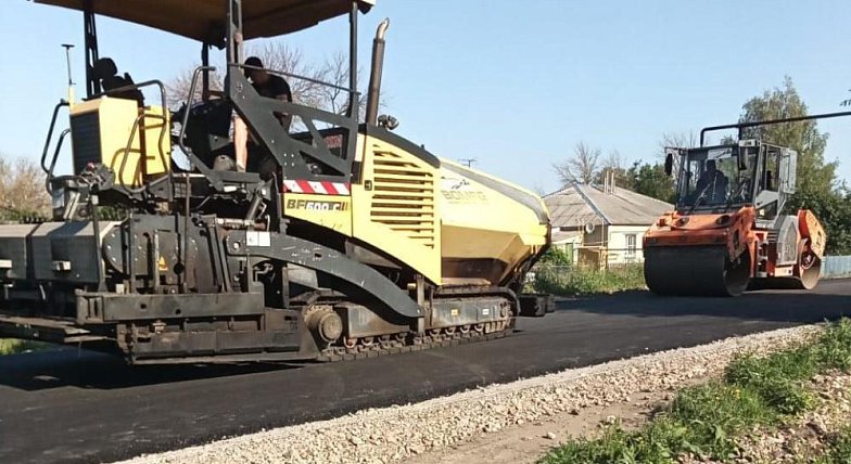 В Аркадакском районе успешно реализуются программы по ремонту дорог 