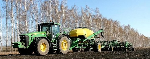 О планах и заботах аркадакских аграриев рассказал главный агроном района Андрей Герасимов