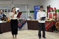В Аркадакском техникуме в рамках агромарафона «От зерна до каравая»  прошёл фестиваль «Русский хлеб»