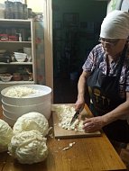 Активистки женсовета Аркадакского района продолжают помогать бойцам