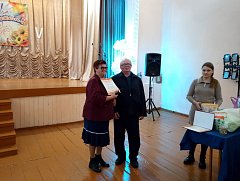 В Краснознаменском Доме культуры сельские жители встретились с председателем Аркадакского районного женсовета