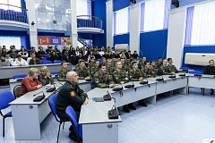 Военкор НТВ встретился с молодёжью Саратова