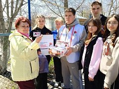 Аркадакцы присоединились к акции «Красная гвоздика»